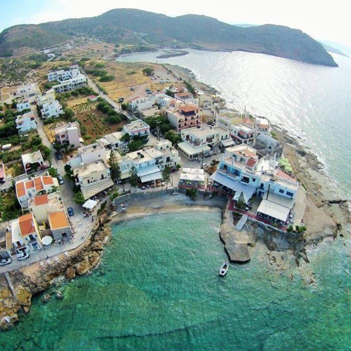 Chara's Residence Móchlos Exterior foto